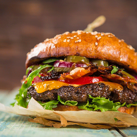 Domácí burger, kterému se kupované nevyrovnají